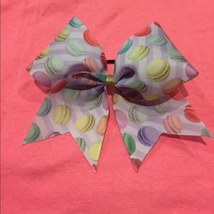 Jumbo Macaron Bow
